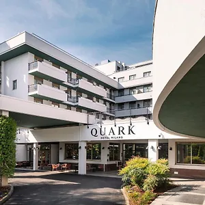 4* Hotel Quark