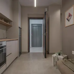 https://antigonidon-square-5.hotels-of-thessaloniki.com