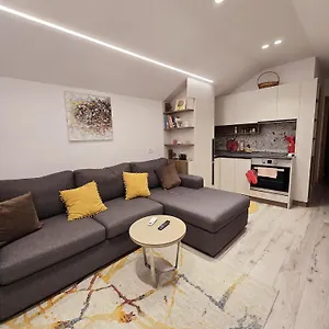 https://sols-residence-tiranas-heart.hotels-in-tirana.com